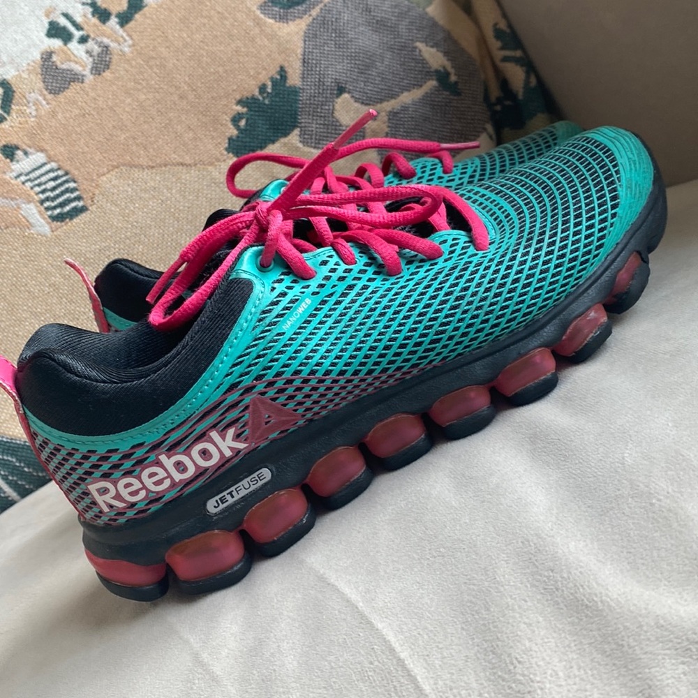 Reebok color as shown